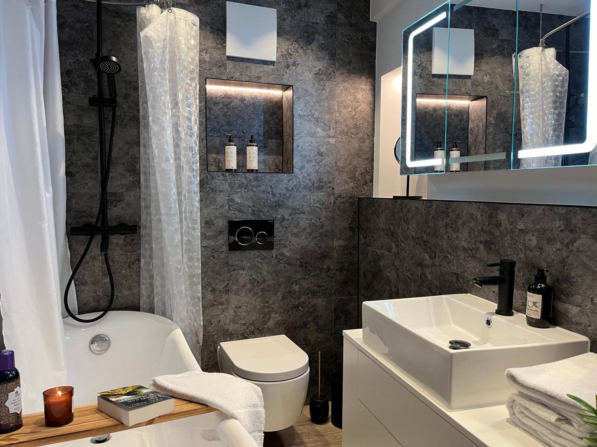 Beyond Staying Loft Appartment 23 Frei Stehende Badewanne パッサウ エクステリア 写真